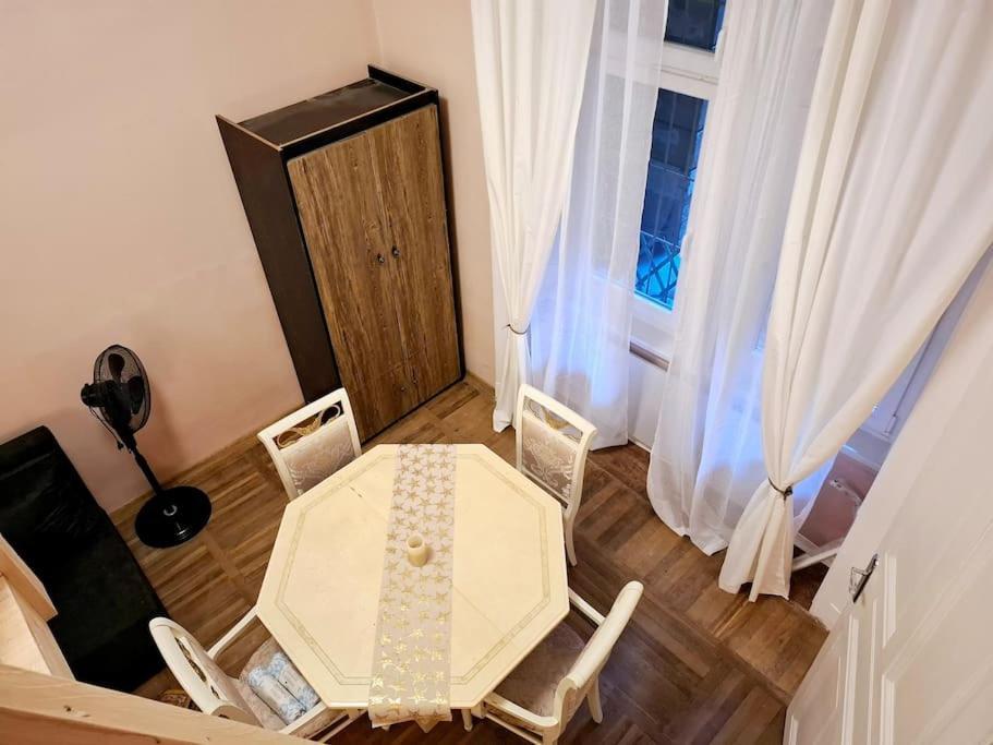 Anna Apartament *